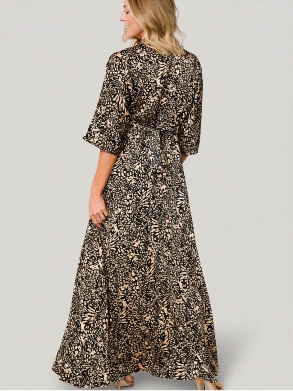 NWT Baltic Born Morlana Front Knot Maxi Dress in Black And Cream size Medium - Picture 3 of 12